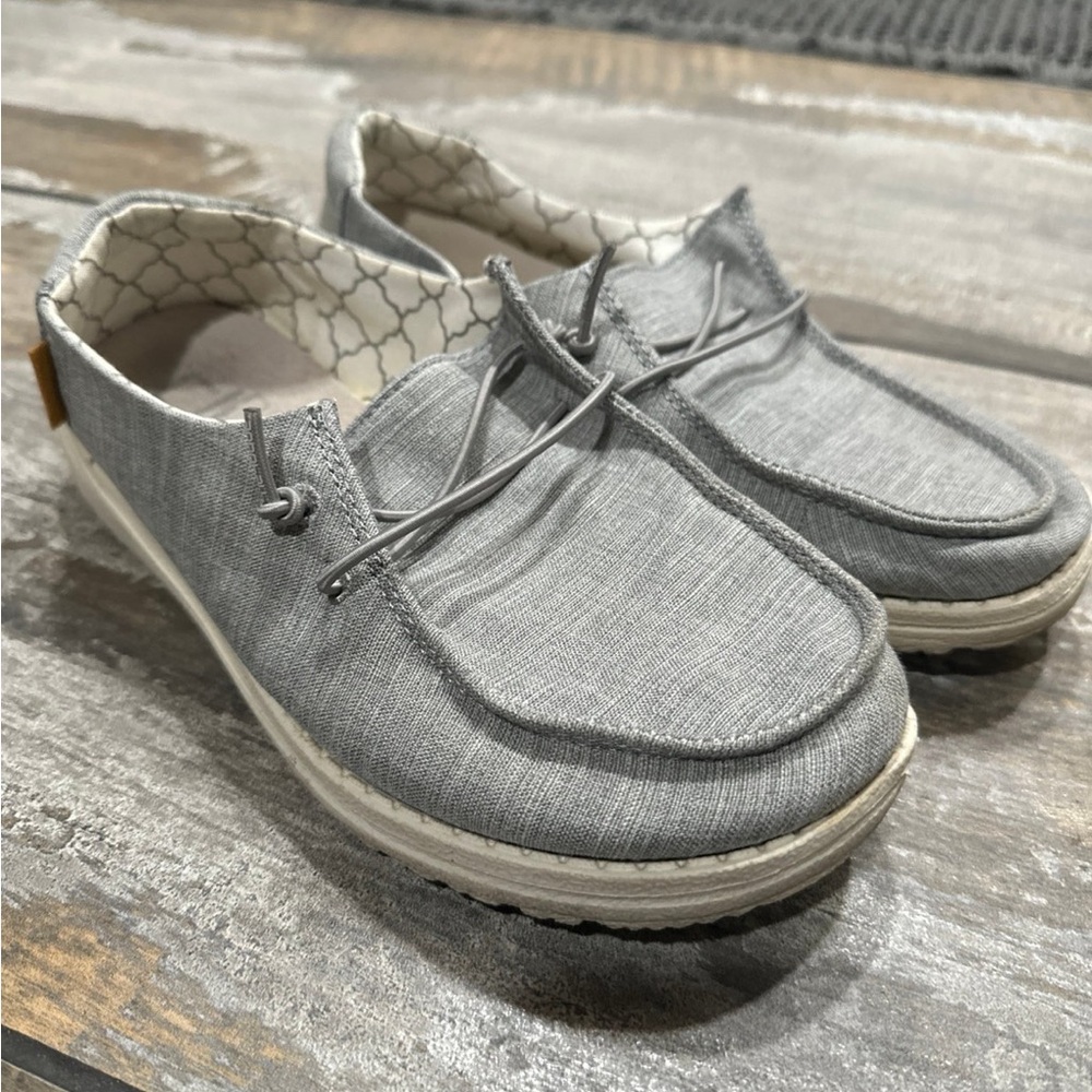Hey dude shoes
